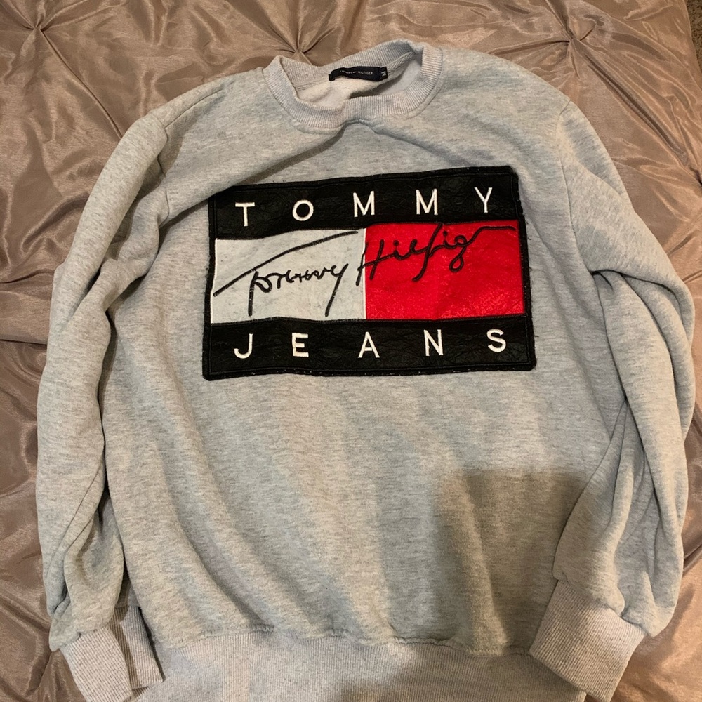 Tommy Hilfiger Grey Sweatshirt
